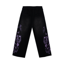 Load image into Gallery viewer, AIRBRUSHED REAPER SWEATPANTS WASHED BLACK/PINK
