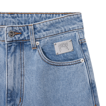 Load image into Gallery viewer, SKULL PATCH DENIM PANT INDIGO
