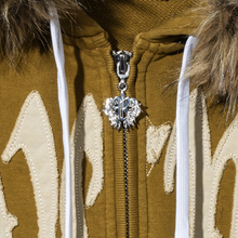 Load image into Gallery viewer, ARCH LOGO FUR ZIP TAN/KHAKI
