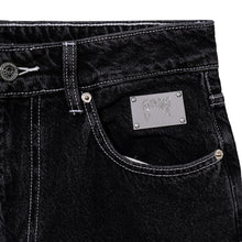 Load image into Gallery viewer, SKULL PATCH DENIM PANT BLACK
